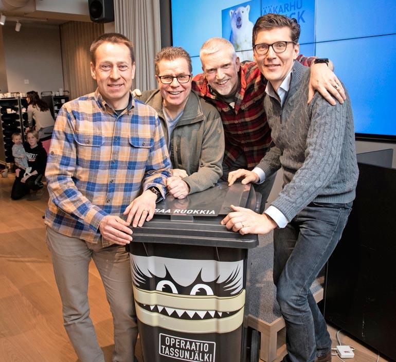 Valokuvausta intohimoisesti harrastava Mato kirjotti sadun valmiiksi Espanjassa. Timo Tammiston, Madon, Pata Degermanin ja Tommi Juuselan luontokuvat ovat kirjassa huikeita.