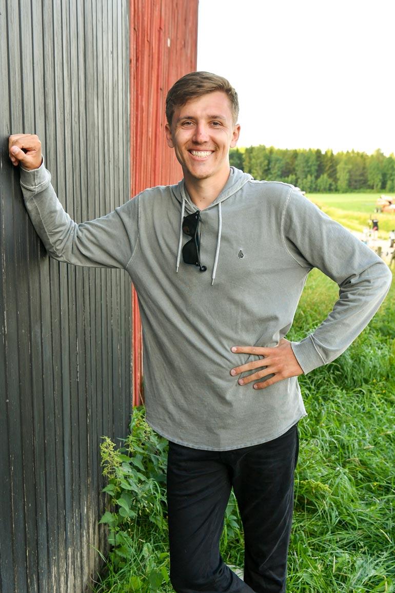 Vaikka Luukas opiskeleekin kemiaa Denverin yliopistossa, hän tuntee kutsumusta myös elokuva-alalle. – Olen hyvin kiinnostunut tästä, uskon että ala voisi olla sitä, mitä haluan tehdä.