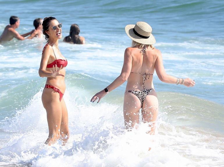 Alessandra Ambrosio 3