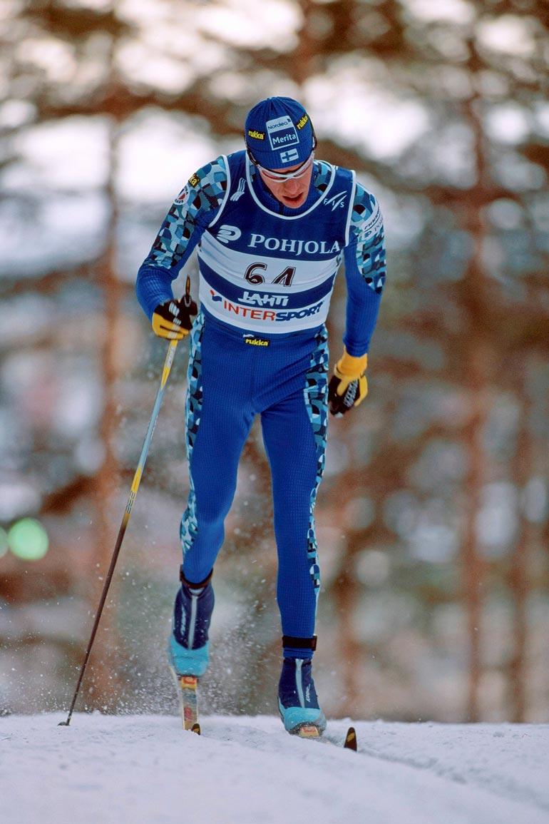 Legendaarinen hiihtokarpaasi Harri Kirvesniemi tunnistetaan jopa