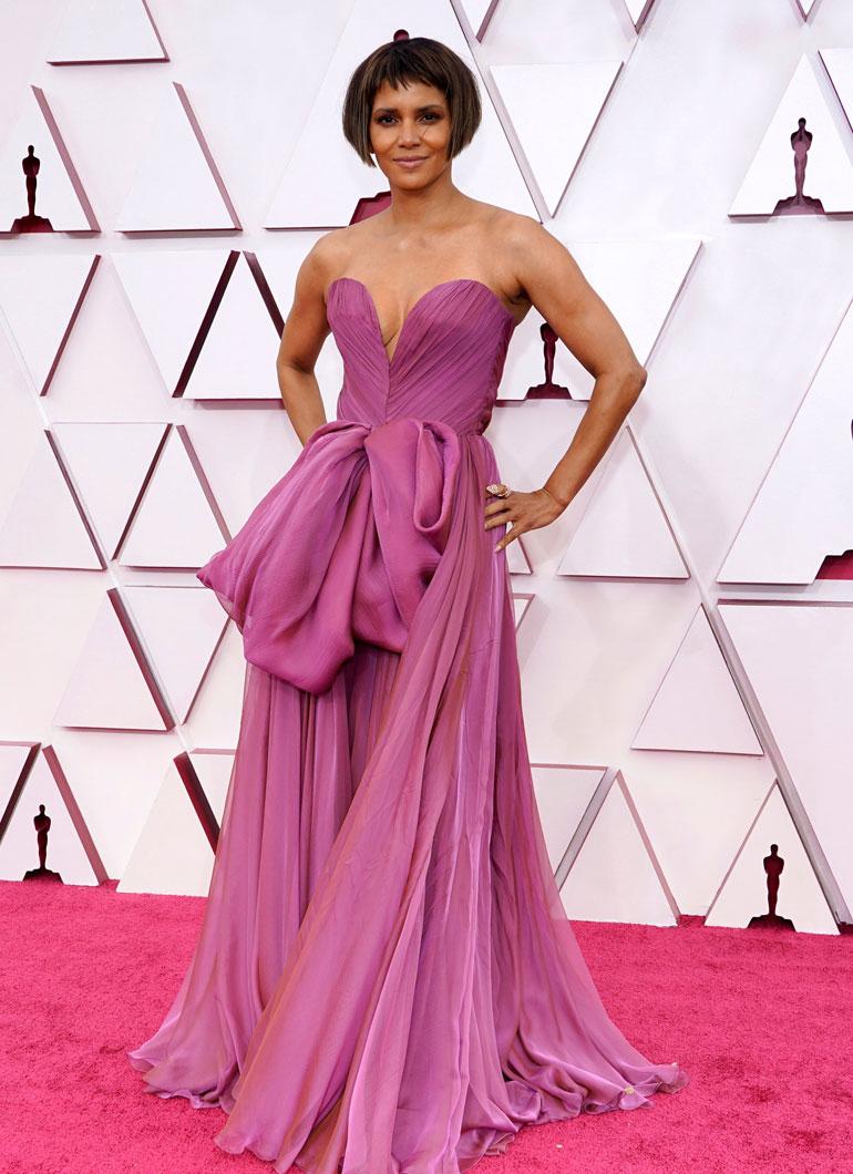 halle berry oscar 2021