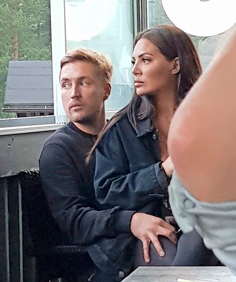 Sofia ja Stefan esiintyvät parhaillaan Sofian Salaisuudet -sarjassa Discover+ -kanavalla.