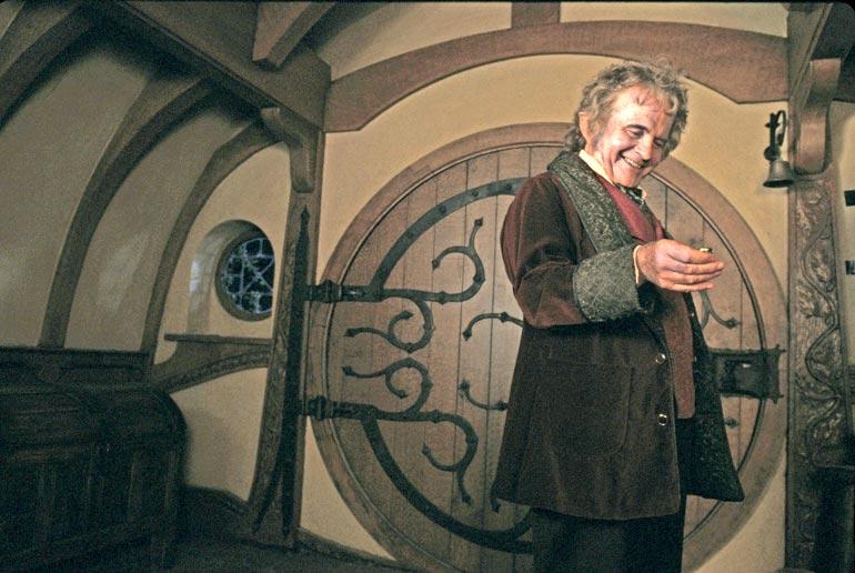 Ian Holm