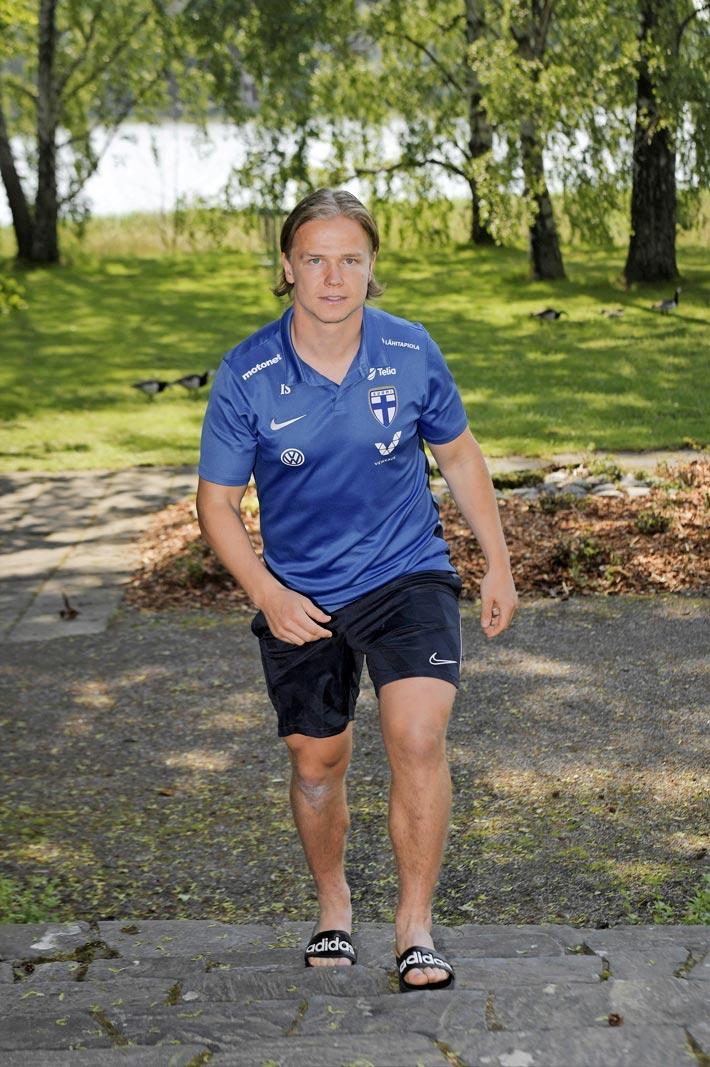 Nyt puhuu Petteri Forsell futistähti jätti vastasyntyneen lapsensa