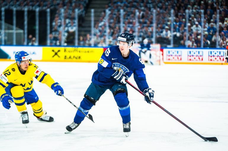 Sakari Manninen. 170 senttiä täynnä taitoa ja ratkaisukykyä Oulusta. Miksei myös NHL:ssä?