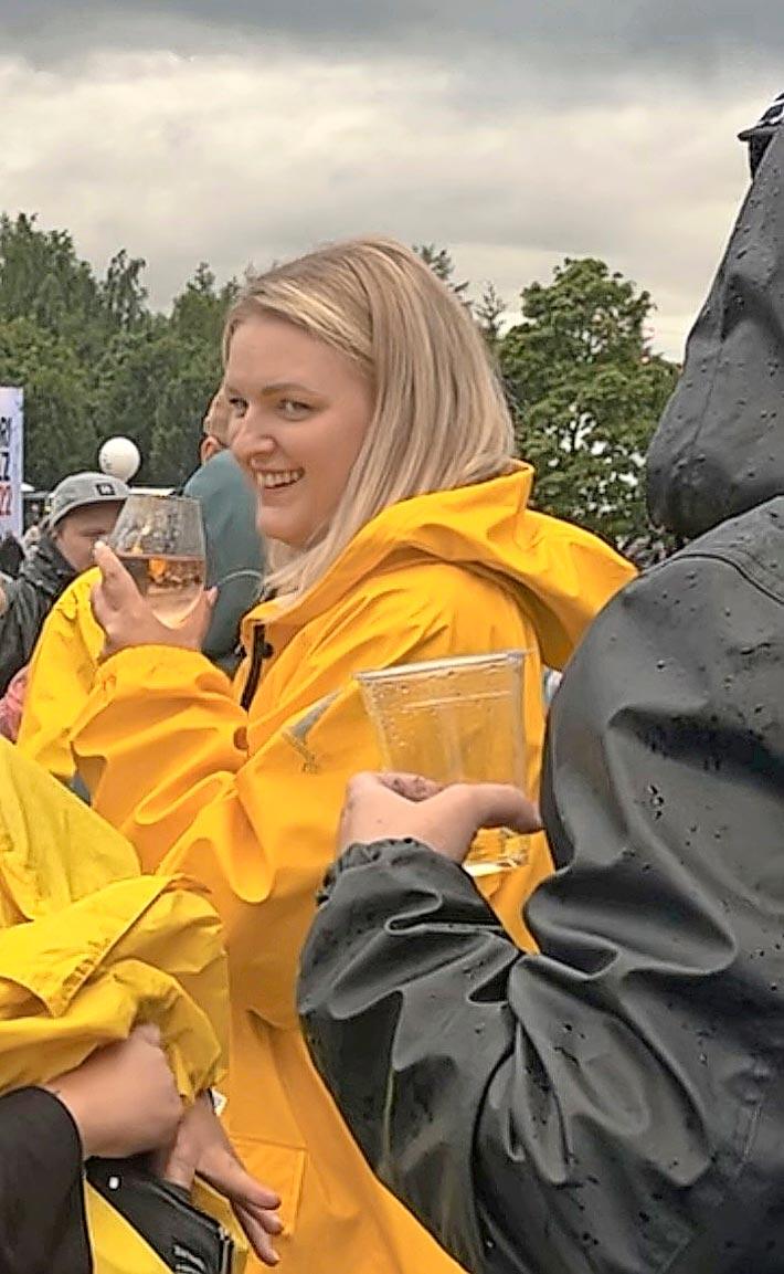 Jenni Poikelus