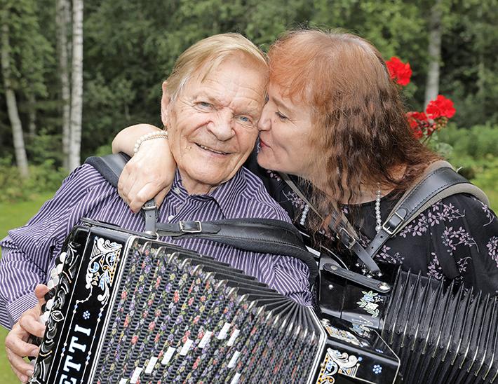 Veikko Ahvenlahti ja Carina Nordlund