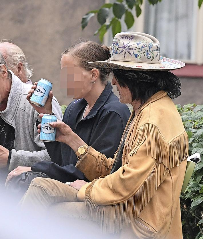 Andy McCoy ja seuralainen