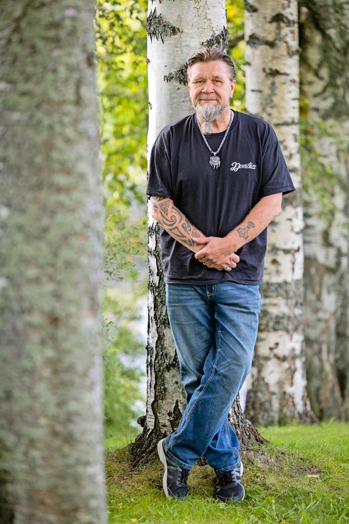Bablon tunnetuimpia hittejä ovat Taivas sinivalkoinen ja televisiomainoksestakin tuttu Reissumies.