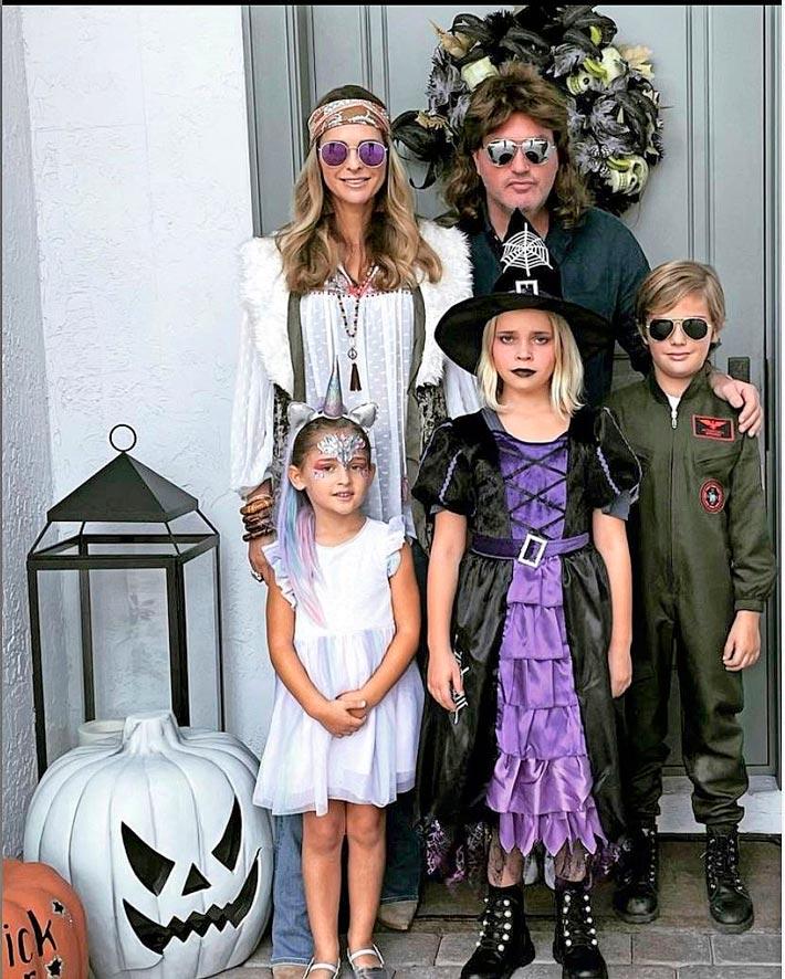 Madeleine laittaa harvakseltaan perhekuvia Instagramiin. Tänä vuonna myös Chris hassutteli lastensa toiveesta halloweenina.