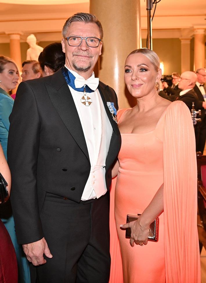 Jukka ja Sari Jalonen Linnan juhlissa.