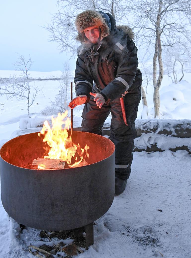 Vähän jääpaloja kun hankaa vastakkain... Erämies on erimies, kysykää vaikka Huhtasen Akilta.
