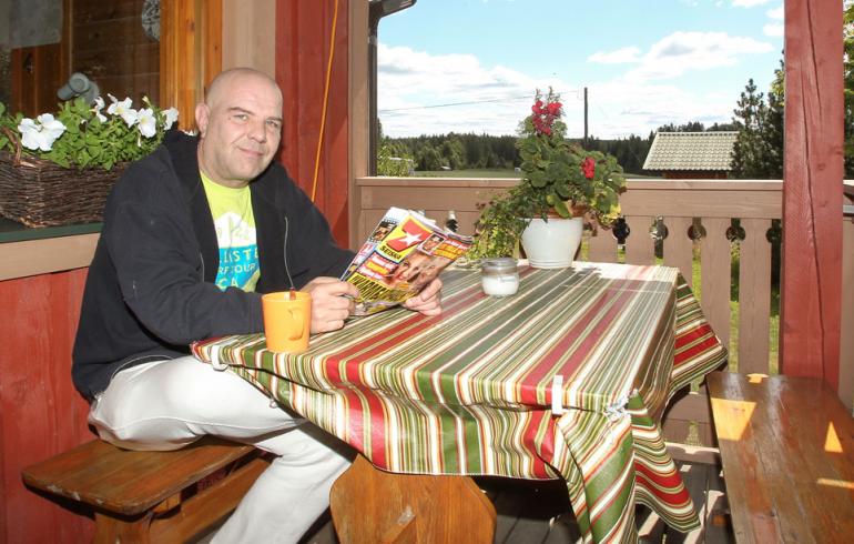 BB-ääni ja muusikko Jari Karjalainen: En ole ylpeä Hausmyllystä!