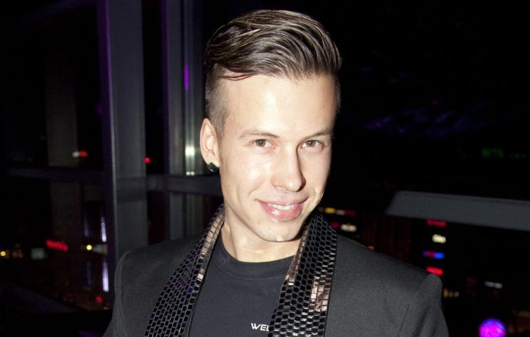 Antti Kurhinen: "Paula Koivuniemi on kireä, vanha mimmi!"