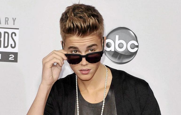 Bieber sai raivarit kuulustelussa: Selena Gomezista kysely oli liikaa - video!