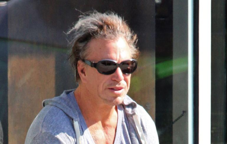Falskaako etumuksesi, Mickey Rourke? Kuva!