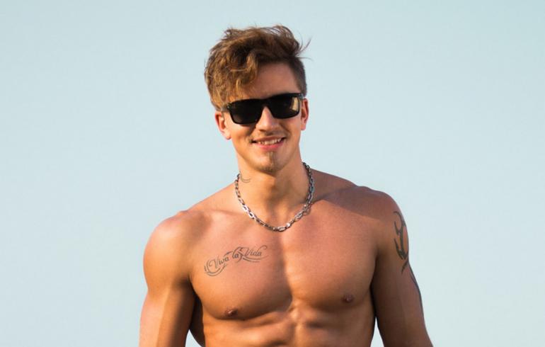 Uuh, Temptation Island -Anttonin treenattu sixpack-vartalo on kiipeilyn tulos - kuvat!