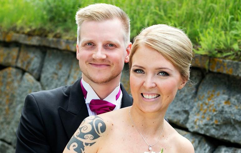 Ensitreffit alttarilla -pariskunta: lopullinen avioero!