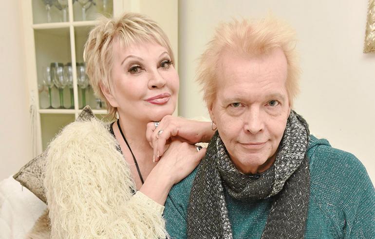 hannele lauri ja maria veitola hannele lauri pelasti ex miehens 228 hengen seiska hannele lauri ja maria veitola hannele lauri pelasti ex miehens 228 hengen seiska