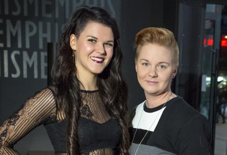 Mitäs viuhdoitte, Saara Aalto ja Meri-rakas? Kuva!