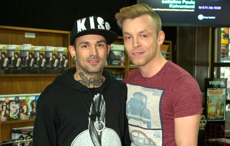 Mr. Gay Finland -finalisti ja BB-rakas lemmenlomalla: Uskaltaako enää kulkea käsi kädessä?