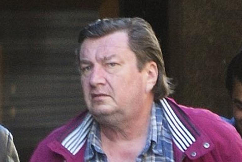 Ohhoh, Aki Kaurismäki näyttäytyi kantapaikkansa terassilla – kuvat!
