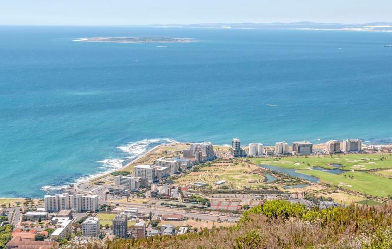 Koe Kapkaupungin kiehtovimmat matkakohteet: Robben Island, Cape Point ja muut!