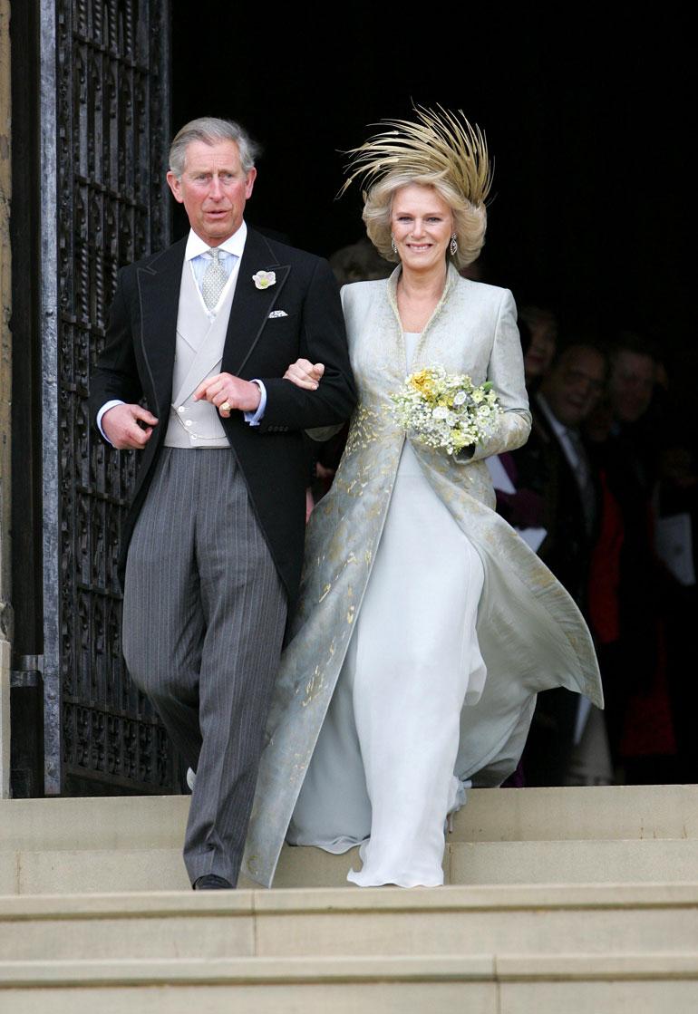 Vuonna 2005 Charles sai vihdoin avioitua elämänsä rakkauden Camilla Parker Bowlesin kanssa. Häitä juhlittiin Windsorin linnassa.
