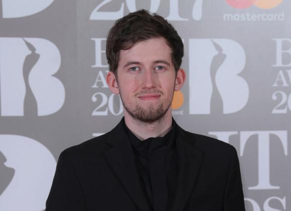 Norjalainen Supertahti Alan Walker Avautuu Rakkaudestaan Suomalaiseen 19 Vuotiaaseen Viiviin Virallistimme Suhteemme Vain Muutama Kuukausi Sitten Kuvat Seiska Viivi niemi is on facebook. norjalainen supertahti alan walker