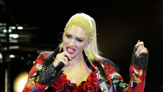 Gwen Stefani esiintymässä
