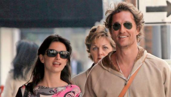 Näyttelijät Penelope Cruz ja Matthew McConaughey