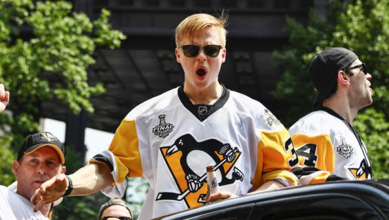 Olli Määttä voitonjuhlat Stanley Cup somehitti