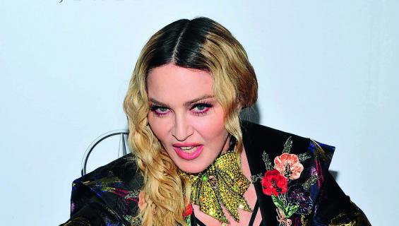 Madonna on ahkera somettaja.