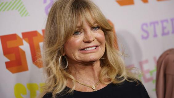 Goldie Hawn kuuluu niihin tähtiin, jotka eivät vanhene arvokkaasti.
