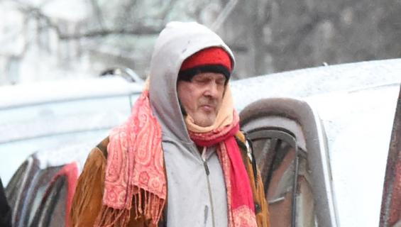 Andy McCoy palloili Helsingin keskustassa.