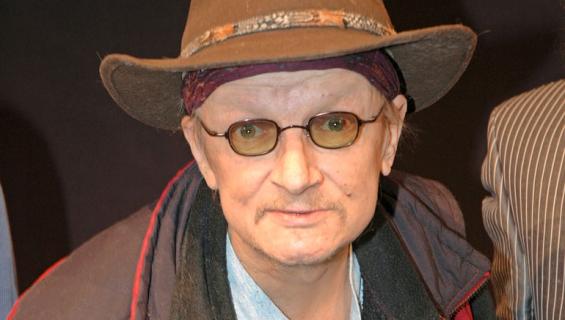 Juice Leskisen hautapaikka sammaloituu.