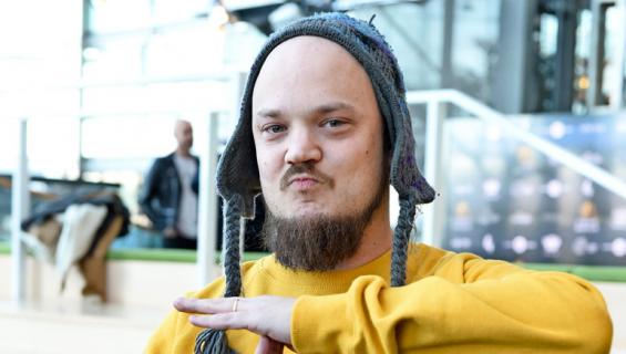 Pyhimys on Vain elämää -tähtien tulokuningas.