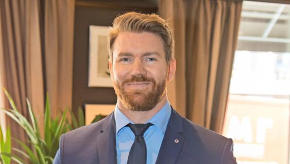 Joni Lindlöf Bachelor