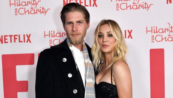 Karl Cook ja Kaley Cuoco