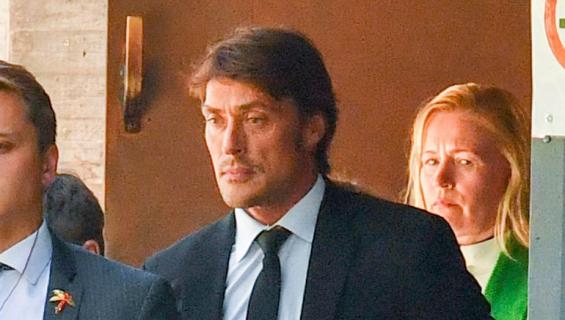 Teemu Selänne saattoi äitinsä hautaan.