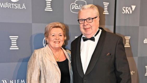 Kalervo Kummola omistaa mökin Tampereen läheltä.