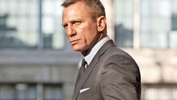 Daniel Craig