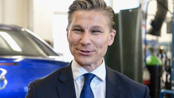 Oikeusministeri Antti Häkkäsestä tulee pian isä.