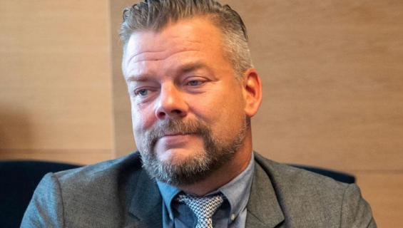 Jari Sillanpää.