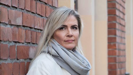 Kaisa Liski viihtyi tanssilavalla.