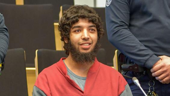 Karkotus uhkaa Turun puukkoterroristia.