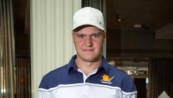 Aleksander Barkov osti talon.