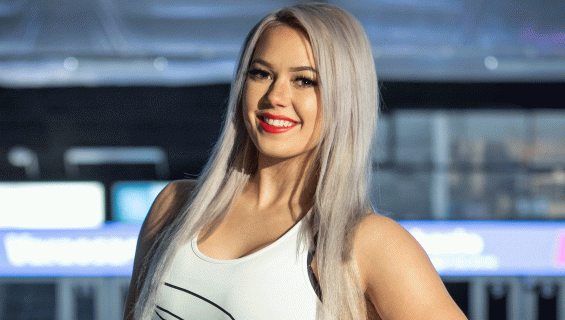 Mira Ahola.