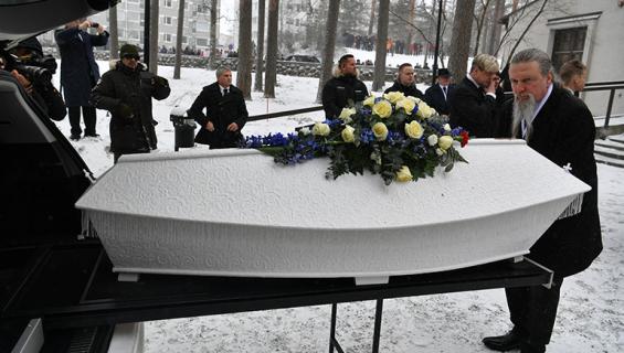 Matti Nykäsen hauta-arkku Jyväskylässä 2.3.2019.