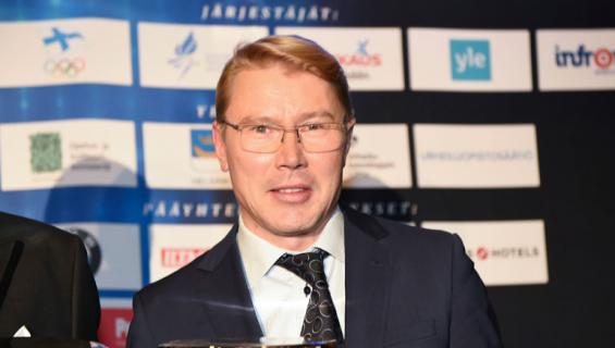 Mika Häkkinen pääsi McLarenin rattiin.
